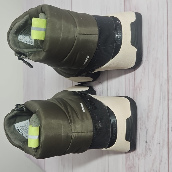 Sorel Kinetic Impact Winter Boots - Picture 4 of 10